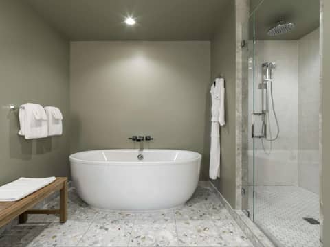 Thompson Palm Springs, By Hyatt — photo 4