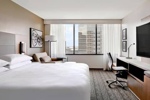 Houston Marriott Medical Center/Museum District — hotel room