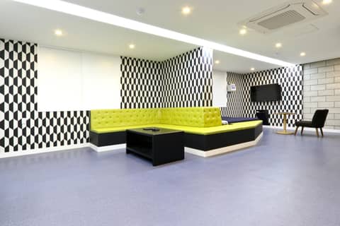 Hotel Home — photo 2