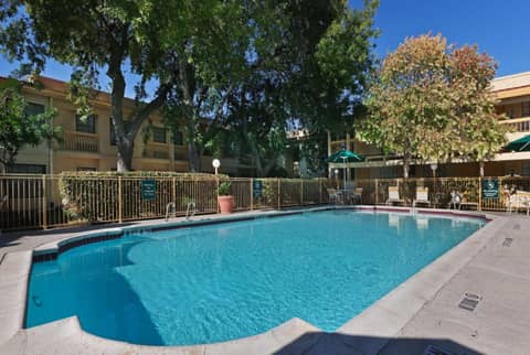La Quinta Inn by Wyndham Austin Oltorf — photo 5