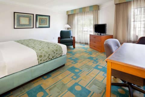 La Quinta Inn by Wyndham Austin Oltorf — photo 6