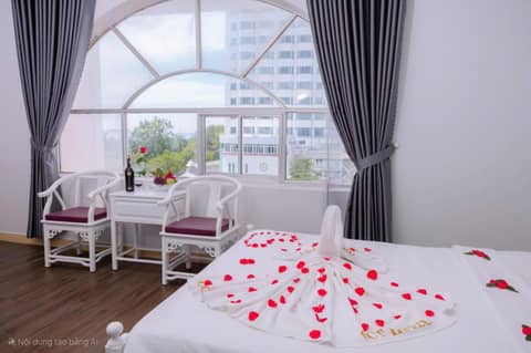 CCT Luxury Hotel — photo 4
