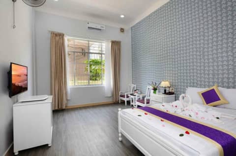 CCT Luxury Hotel — photo 8