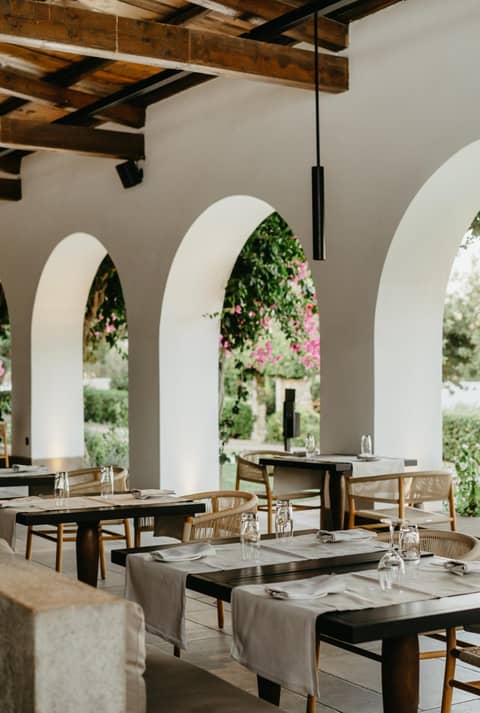 Minos Beach Art Hotel, a Member of Design Hotels — photo 7