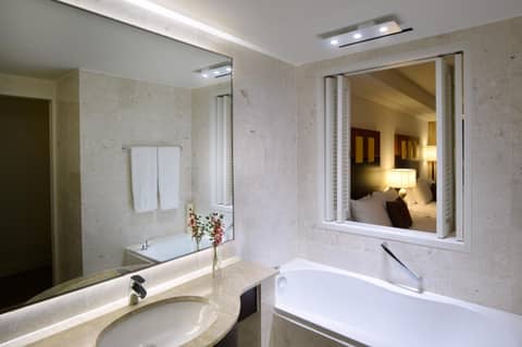 Ramada Plaza by Wyndham Jeju Ocean Front — photo 5