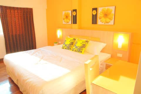 The Inn Saladaeng — hotel room