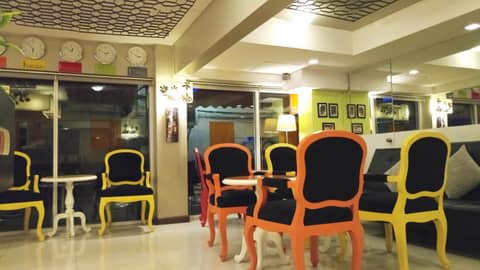 The Inn Saladaeng — lounge