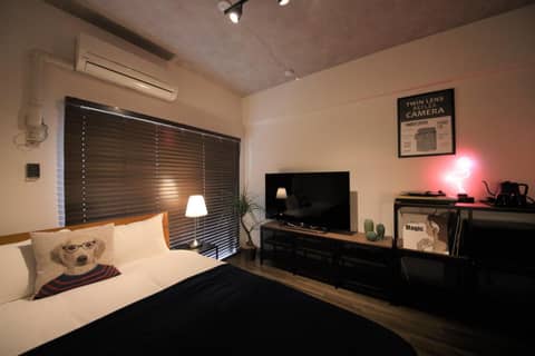 goom Hotel Nakasu — hotel room