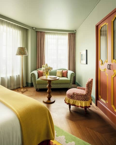 Hotel Le Grand Mazarin — hotel room