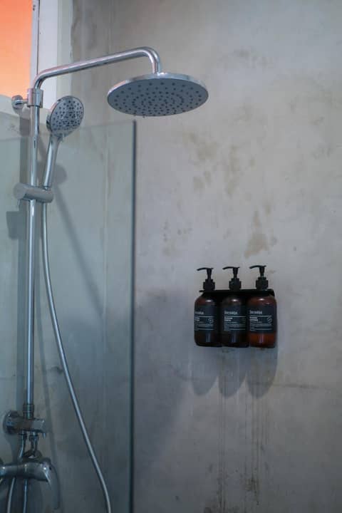 The Room Padang-Padang — bathroom