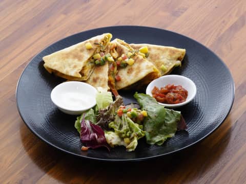 IZE Seminyak by LifestyleRetreats — dining