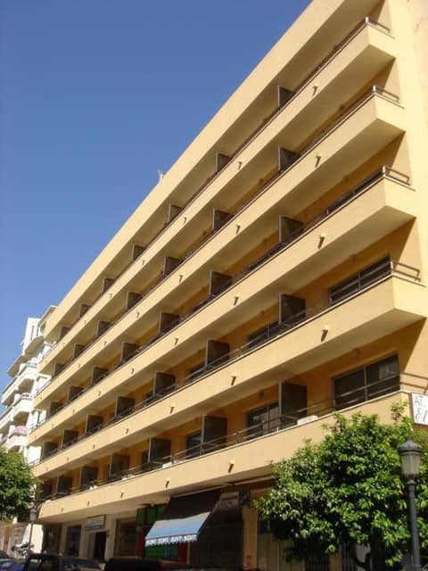 Hotel El Faro Marbella — building