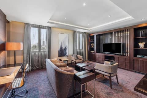 The Beetson Hotel — hotel room