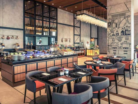 Mercure Bangkok Makkasan — photo 9