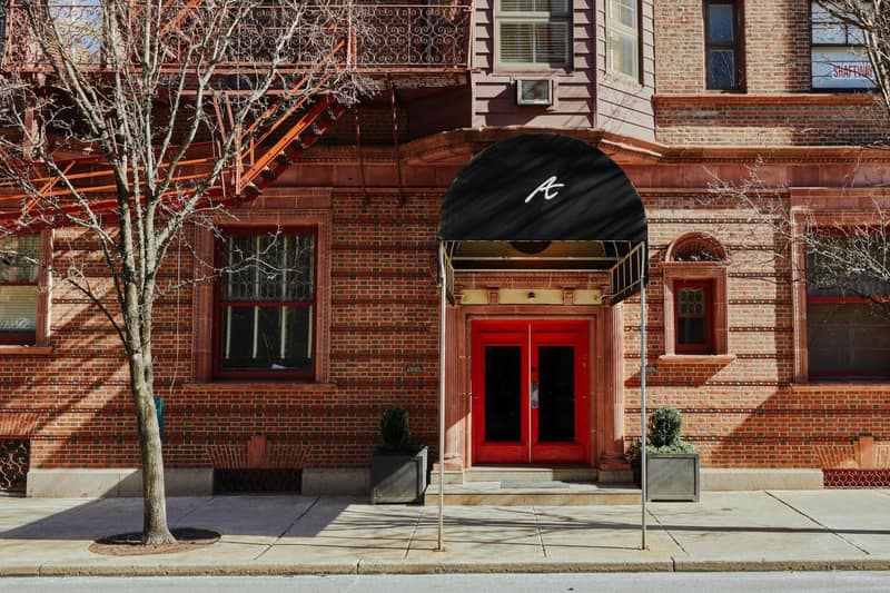 Alexander Inn — building