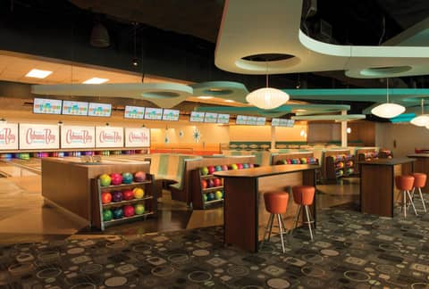 Universal's Cabana Bay Beach Resort — photo 2