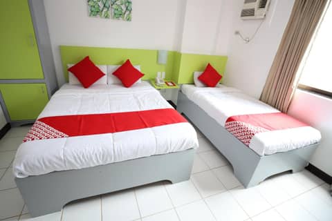 OYO 210 Apple Tree Suites — photo 9