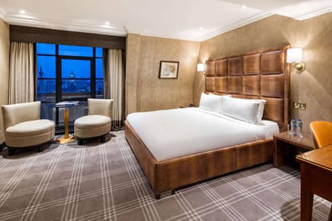 Radisson Blu Hotel, London Leicester Square — hotel room