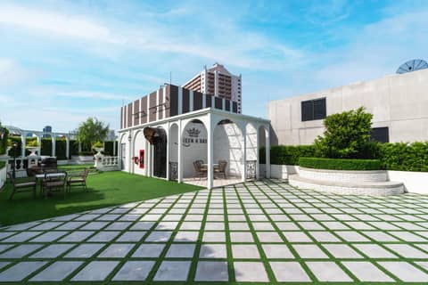 Quartier by Montraj Sukhumvit Bangkok — roof