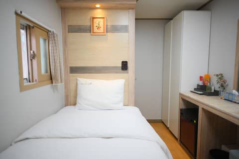 Daeyoung Hotel Myeongdong — photo 9