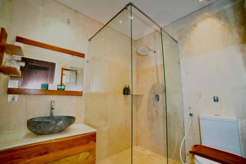 The Westlake Hotel & Resort Yogyakarta — photo 9