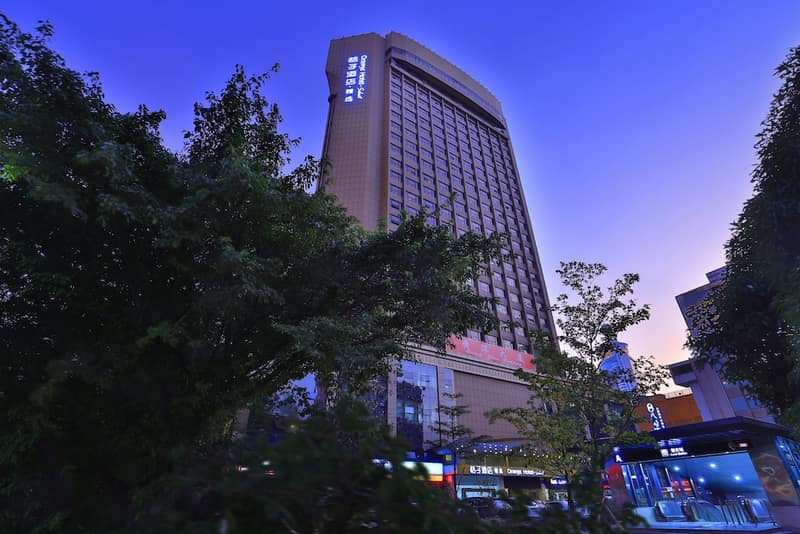 Orange Hotel Select Luohu Shenzhen — photo 1