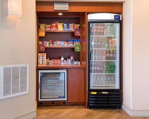 Comfort Suites Beachfront — photo 2
