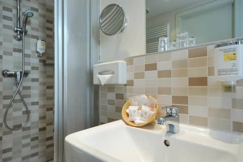 Premier Inn Berlin City Spittelmarkt — photo 5