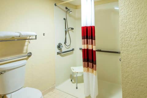 Red Roof Inn PLUS+ Columbus Downtown - Convention Center — photo 2