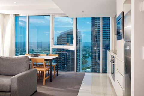 Hilton Surfers Paradise Hotel & Residences — photo 2