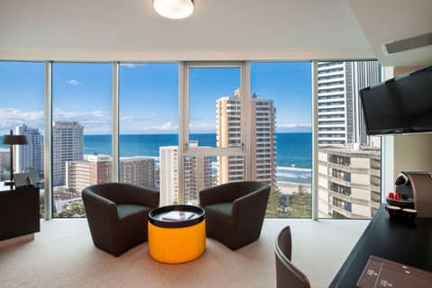 Hilton Surfers Paradise Hotel & Residences — photo 8