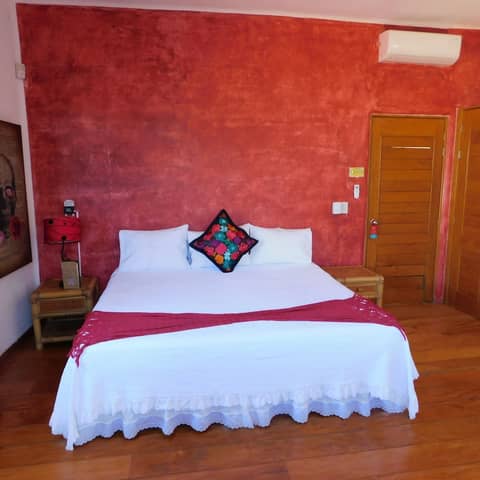 Luna Líquida Hotel Boutique — hotel room