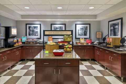 Hampton Inn by Hilton Indianapolis-South — photo 7