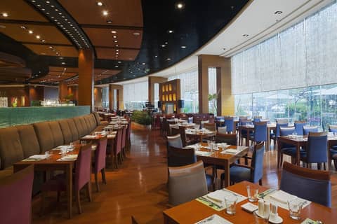 Holiday Inn Chengdu Century City-EastTower by IHG — photo 7