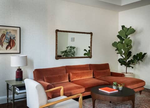 The Pinch Hotel — photo 2