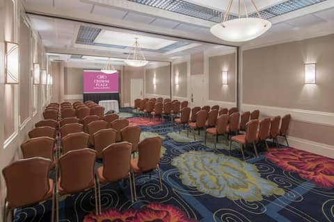 Crowne Plaza Virginia Beach Town Center by IHG — photo 5