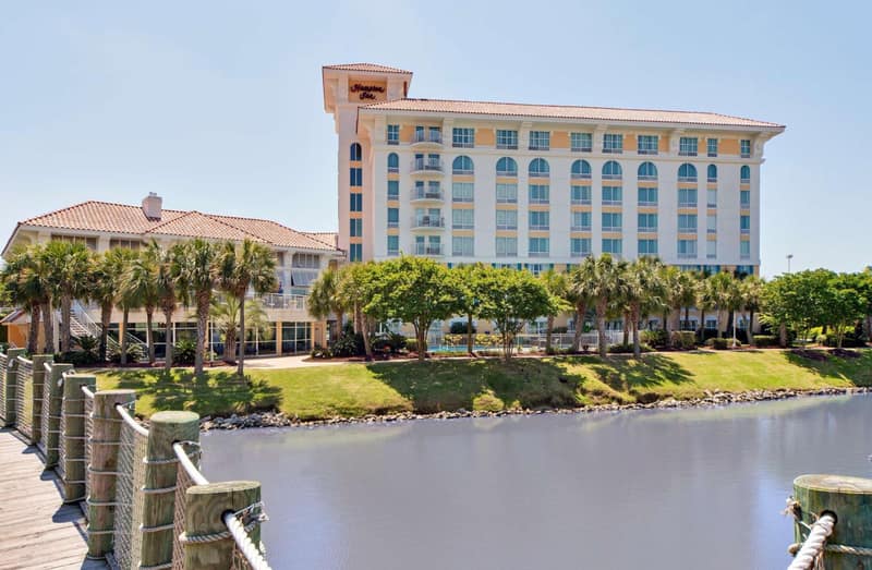 Hampton Inn Myrtle Beach Broadway at the Beach — building