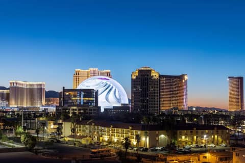 DoubleTree by Hilton Las Vegas East Flamingo — photo 9