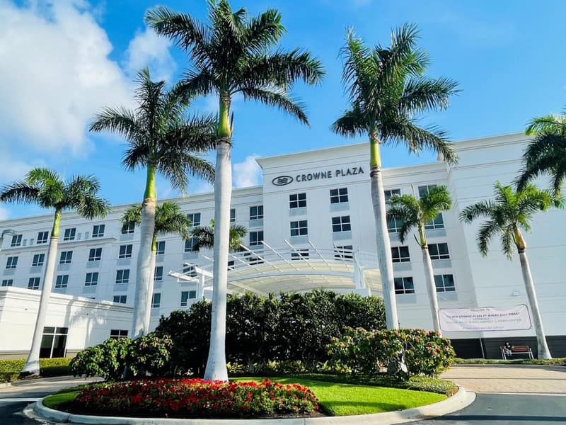 Crowne Plaza Ft Myers Gulf Coast by IHG — building
