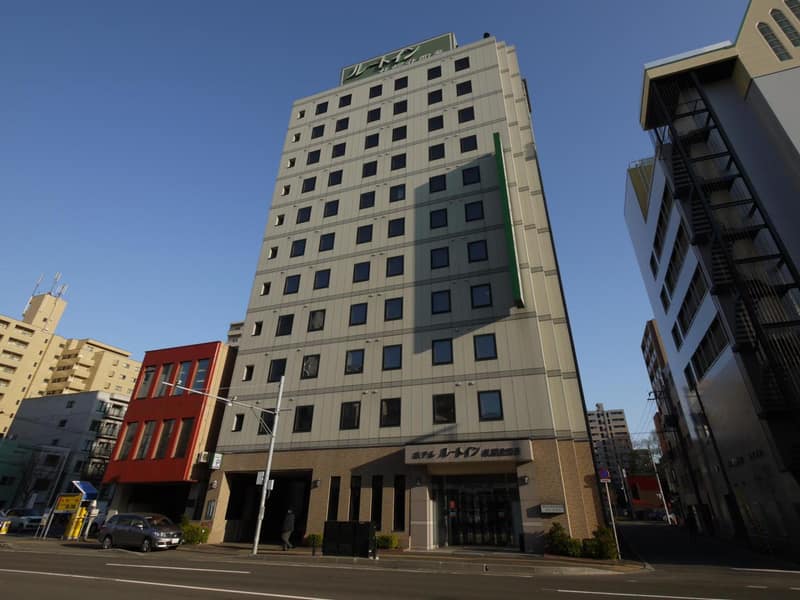 Hotel Route-Inn Sapporo Kitayojo — building