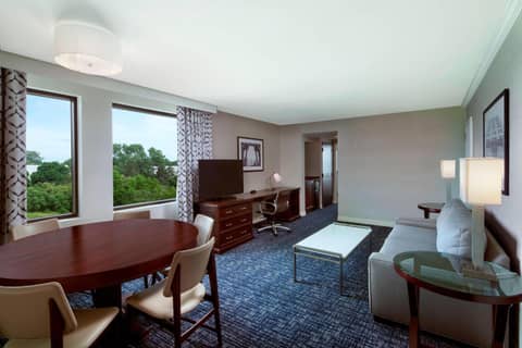 Sheraton Suites Philadelphia Airport — photo 2