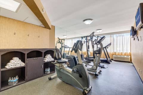 SureStay by Best Western Charlotte Matthews — photo 4