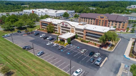SureStay by Best Western Charlotte Matthews — photo 8