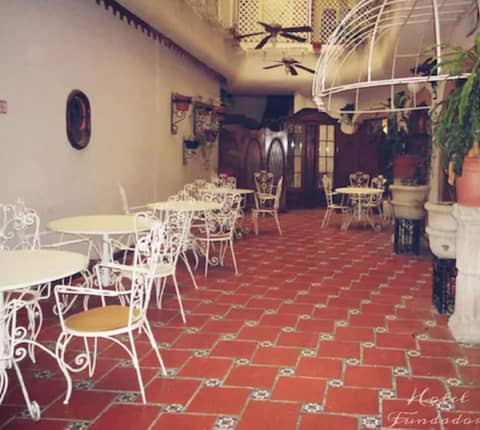 Hotel Fundador — dining
