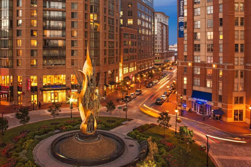 Courtyard by Marriott Baltimore Downtown Inner Harbor — building