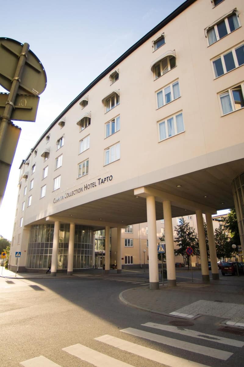 Home Hotel Tapto — building