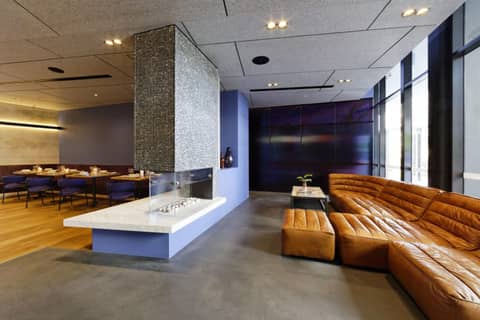Alpha Mosaic Hotel Fortitude Valley Brisbane — lounge