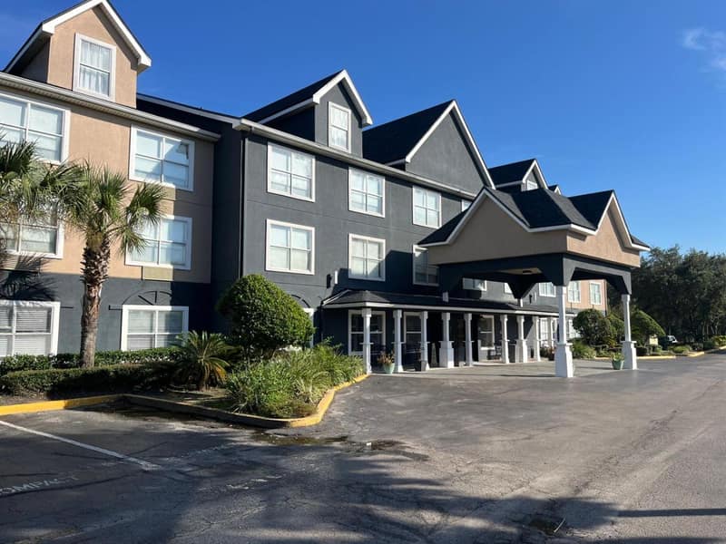 Country Inn & Suites by Radisson, Jacksonville - Orange Park — building