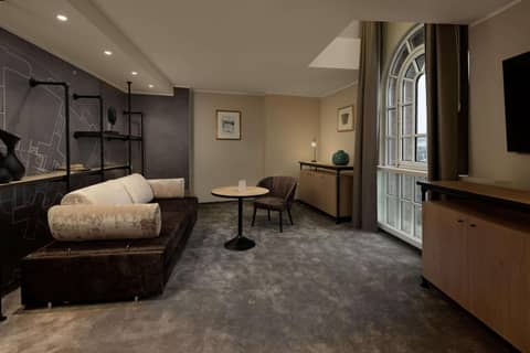 Wasserturm Hotel Cologne, Curio Collection by Hilton — photo 5