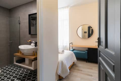 Athens Market Portrait — hotel room